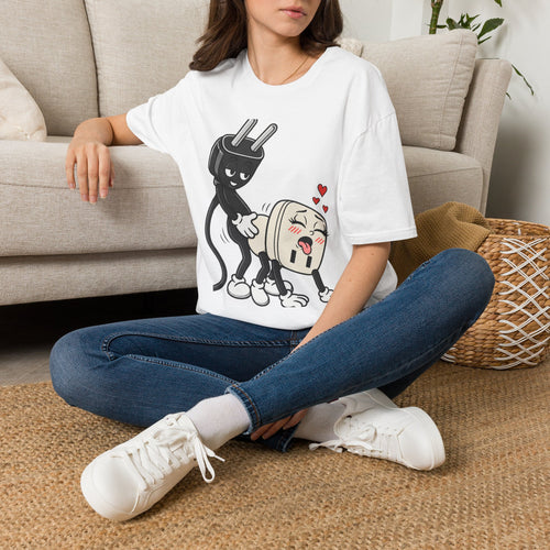 Plug Me In - T-shirt