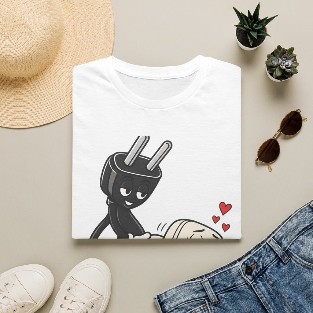 Plug Me In - T-shirt